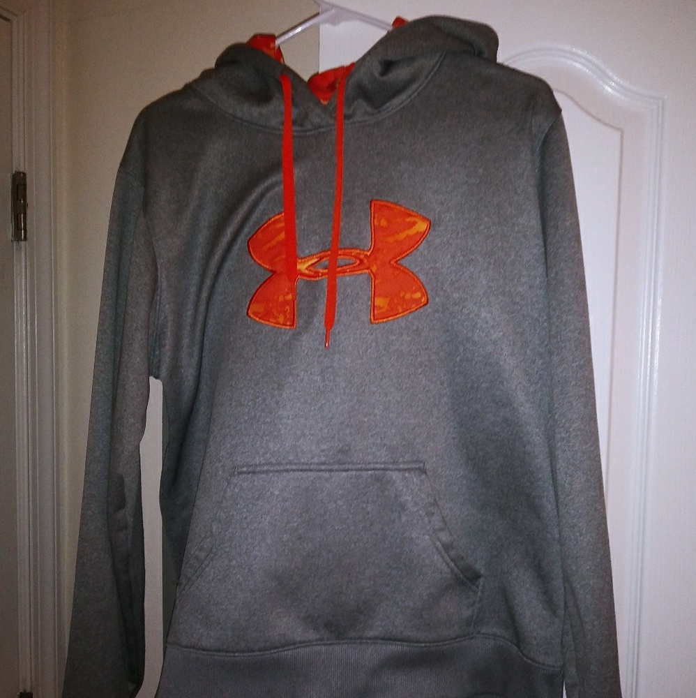 Under Armour Hoodie